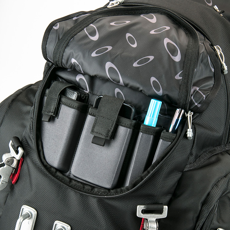 Oakley Kitchen Sink Backpack