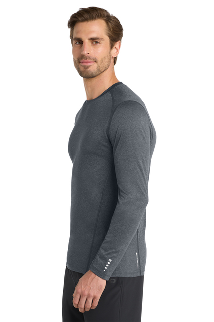OGIO® ENDURANCE Long Sleeve Pulse Crew