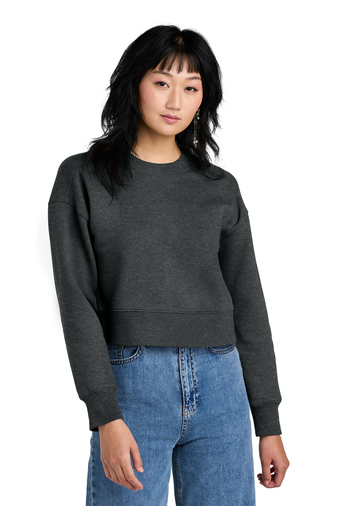 District ® Women’s Perfect Weight ® Fleece Cropped Crew