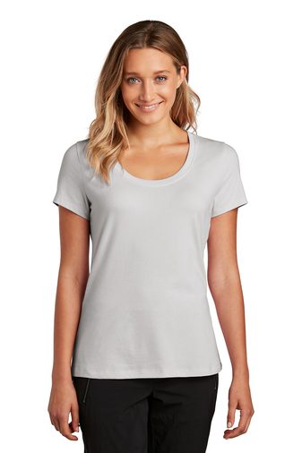 District ® Women’s Flex Scoop Neck Tee