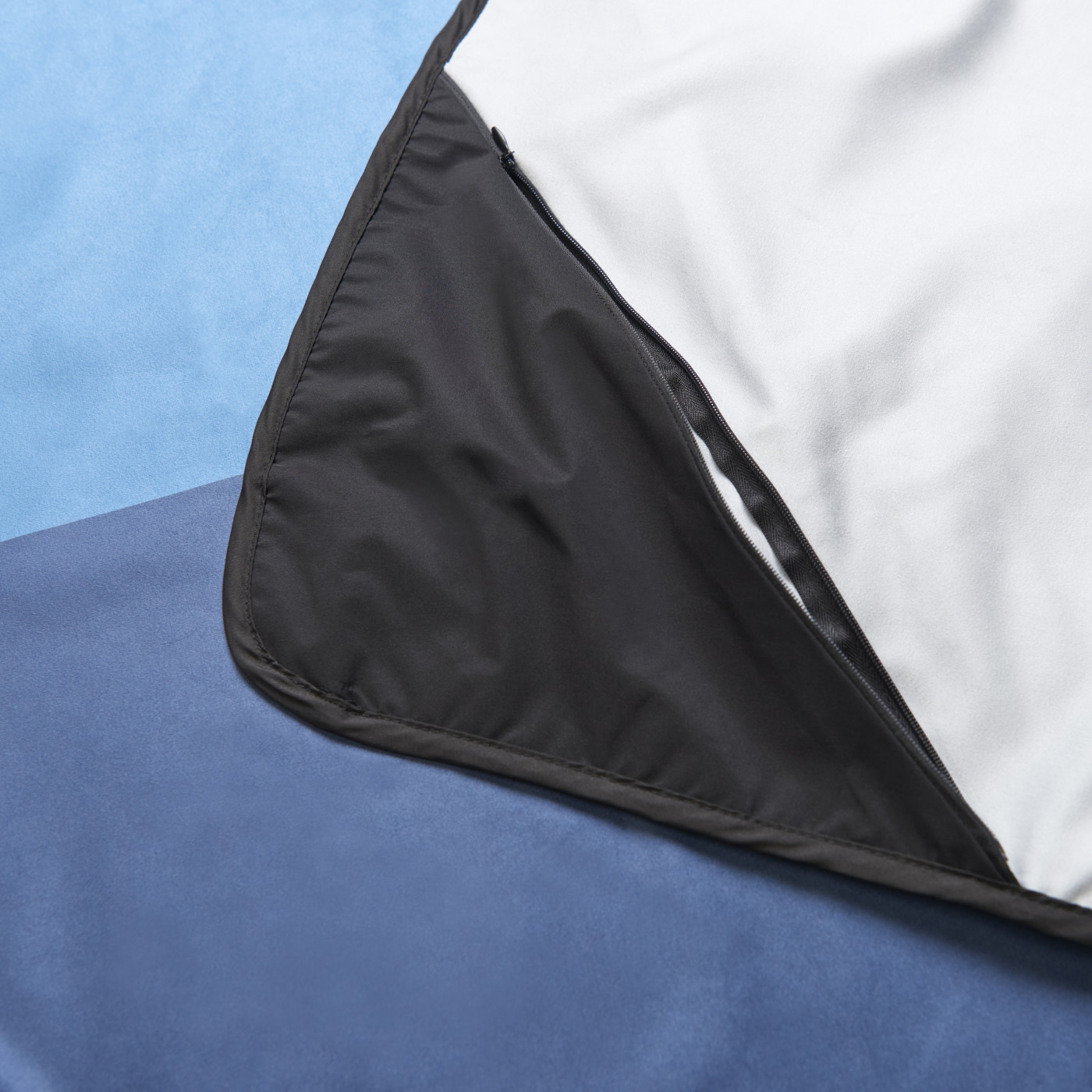 Slowtide® Quick Dry Park Blanket